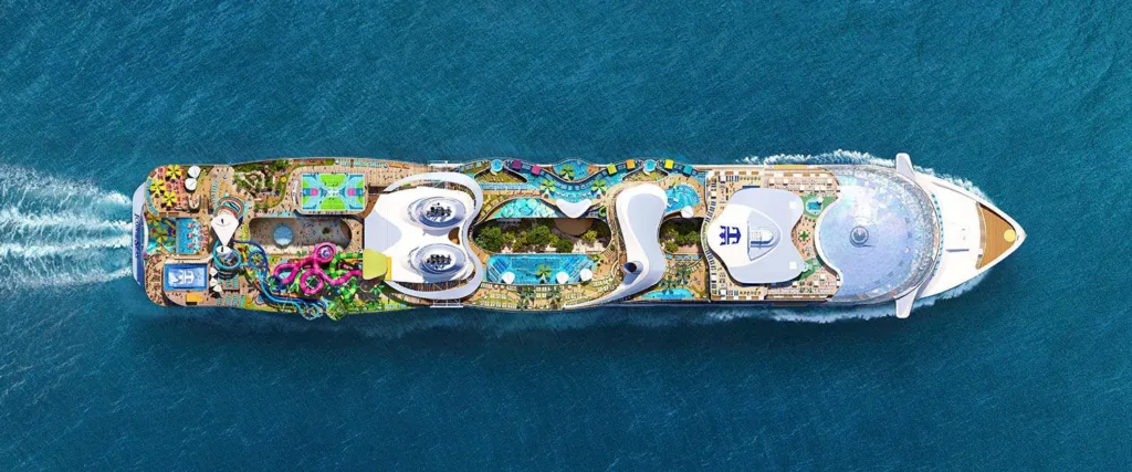 Icon of the Seas lido deck