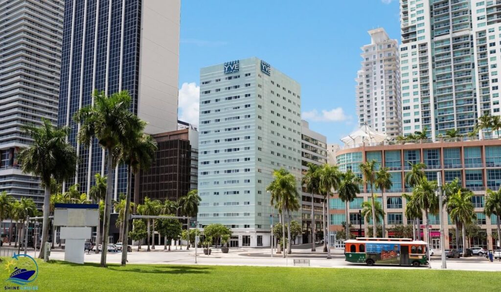 Hotels Near Miami Cruise Port with Shuttle Service 
Port of Miami Hotels
Hotel Near Miami Cruise Port
Miami Hotels Near Cruise Port
hotels near port of Miami